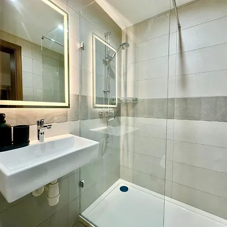 Modern Retreat In The Heart Of St Julians