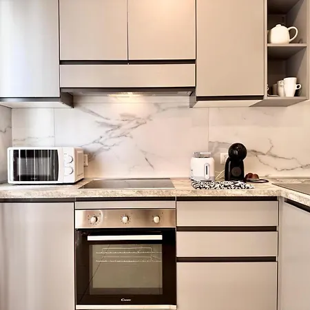 Modern Retreat In The Heart Of St Julians Сент Джулианс