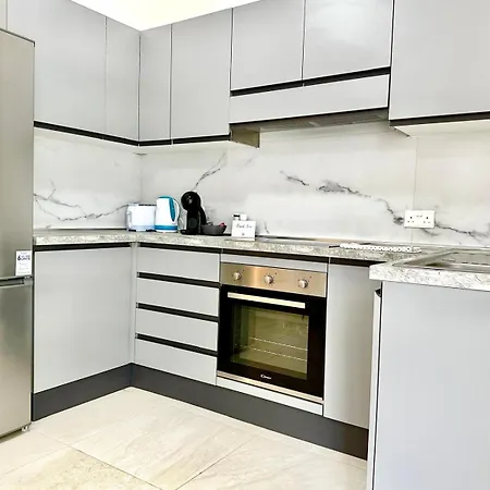 Modern Retreat In The Heart Of St Julians