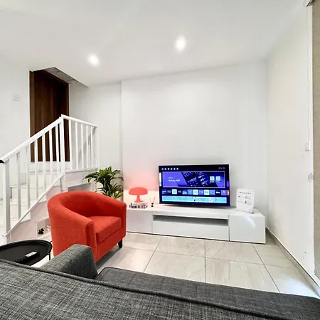 Apartment Modern Retreat In The Heart Of St Julians