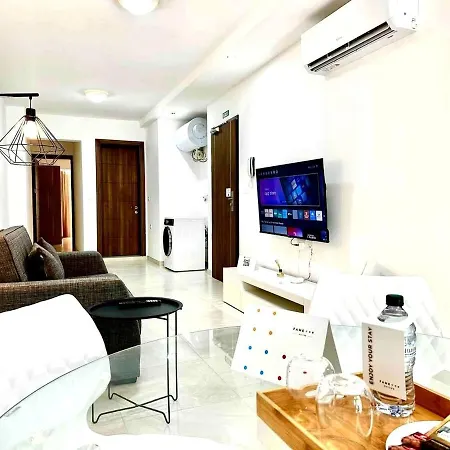Modern Retreat In The Heart Of St Julians 아파트 *