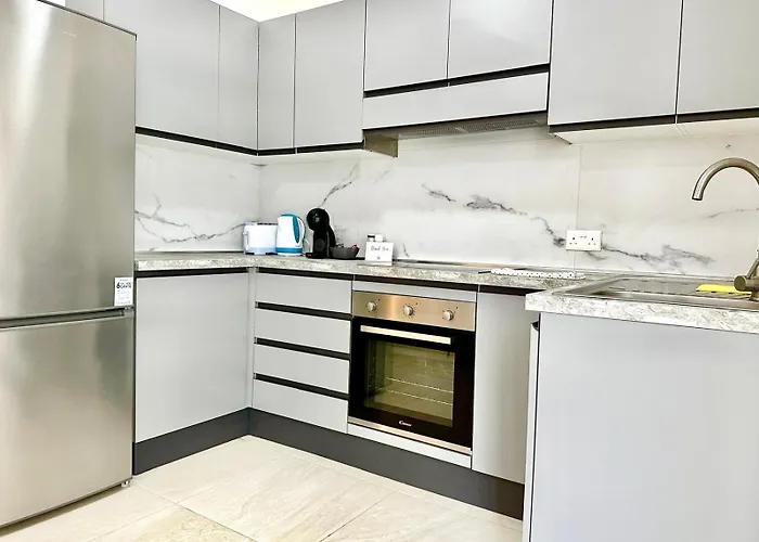 Modern Retreat In The Heart Of St Julians