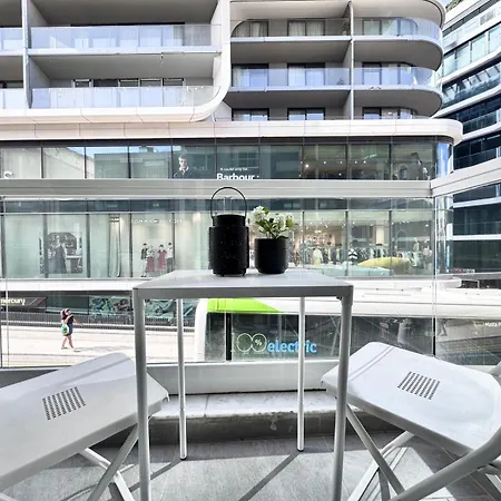 Modern Retreat In The Heart Of St Julians דירה Saint Julian's